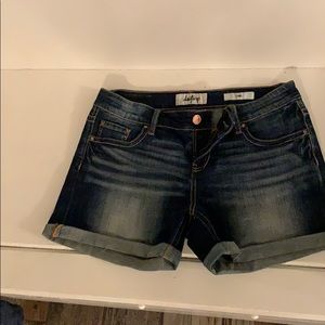 Daytrip jean shorts!!